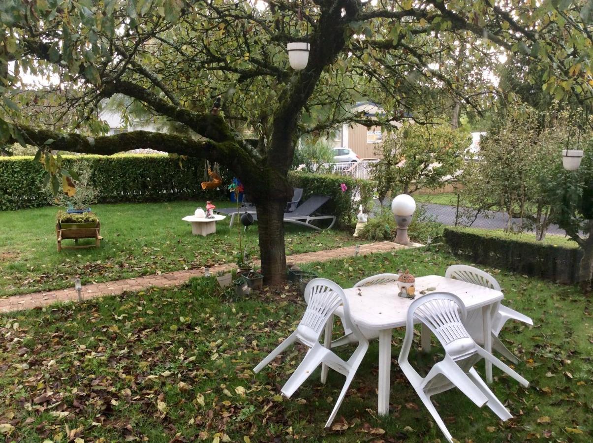 Maison Avec Veranda Proche Du Centre Ville Rignac  Luaran gambar